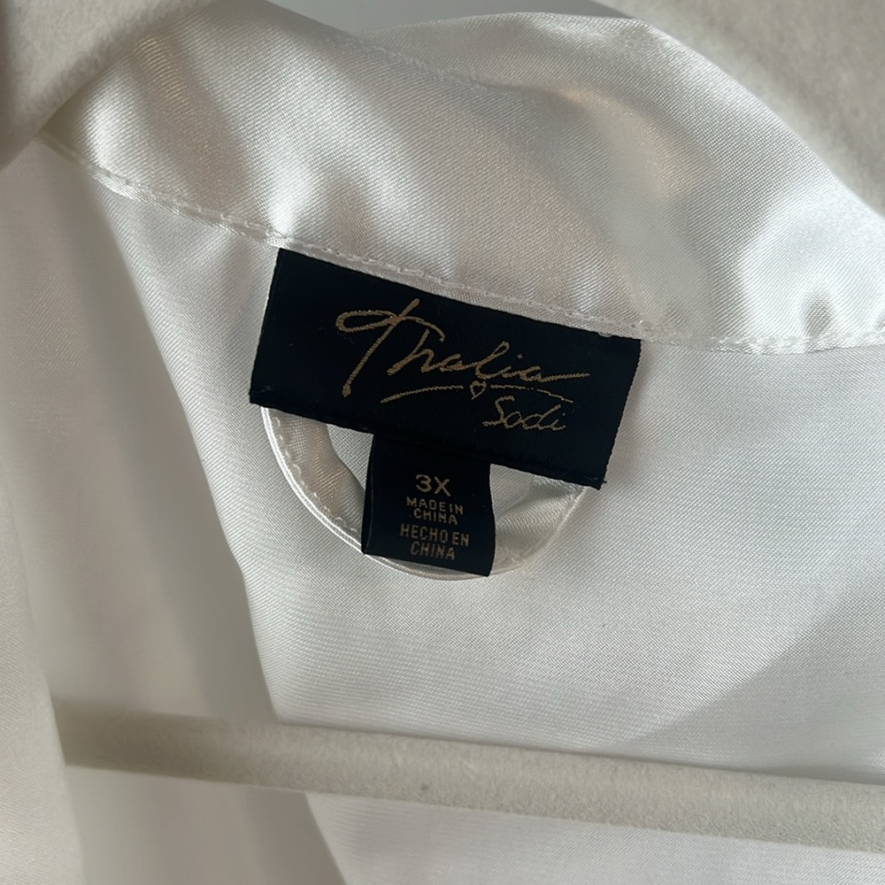 White Satin Robe - Picture 2 of 2